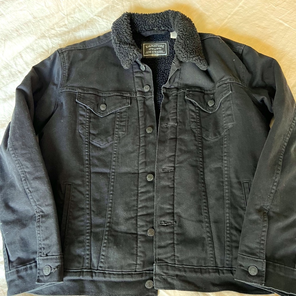 Levi Strauss Gold label Signature- Sherpa Lined Trucker Jacket